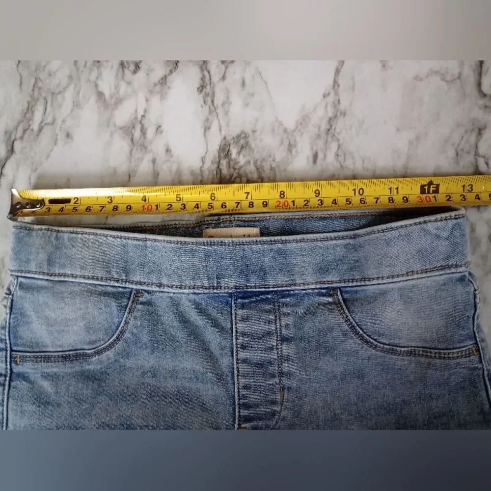 (Bundle) 2 Denim Skinny Jeans Size 14
